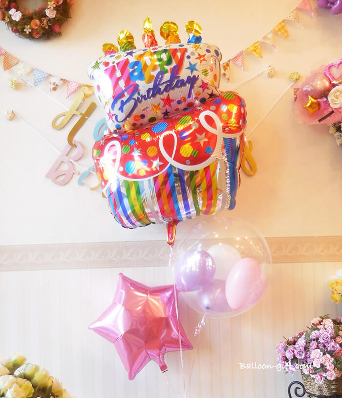 透明バルーンとケーキバルーンの組み合わせ