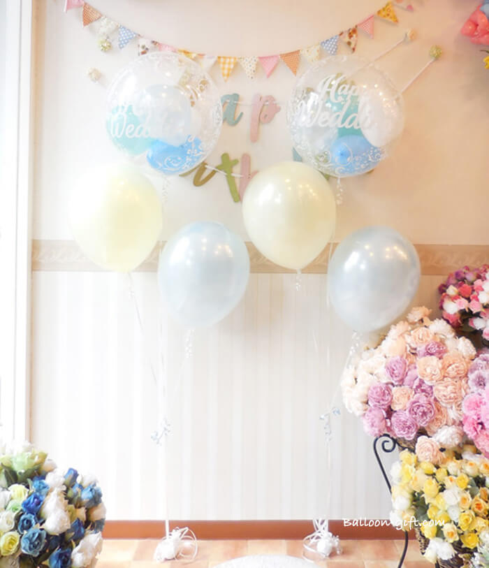 ウエディングギフトにもぴったりの透明バルーンセット