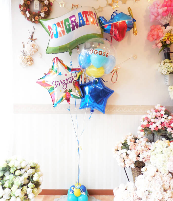 箱を開けた瞬間ふわっと浮かぶサプライズギフト