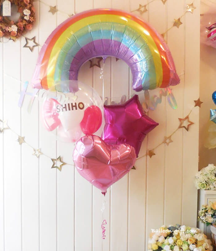 カラフルで楽しい雰囲気のバルーンアレンジ