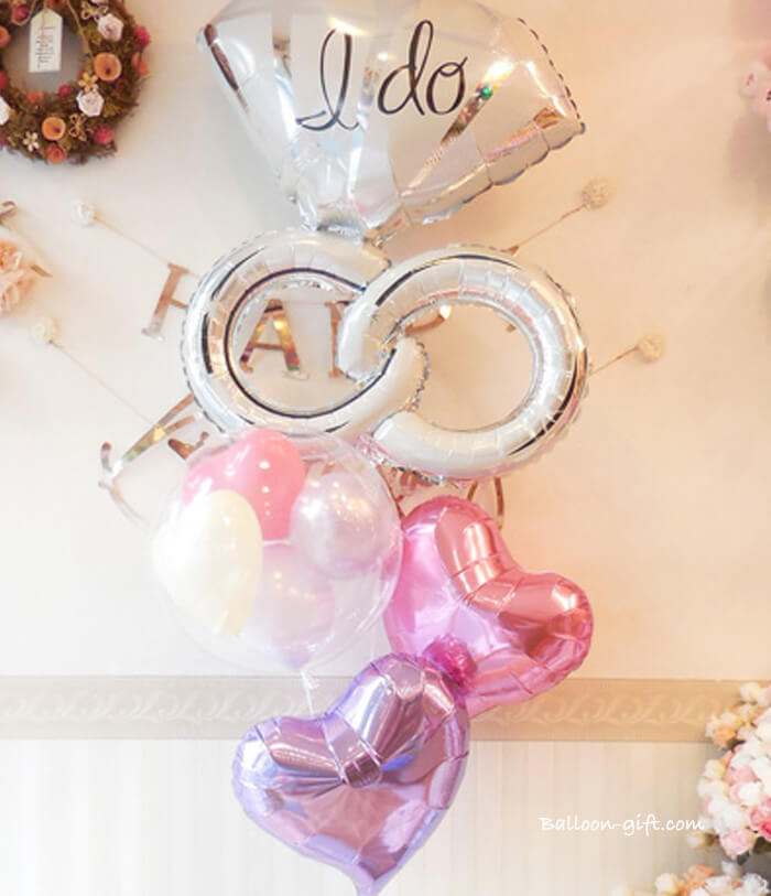 存在感のある4個セットのウエディングバルーン